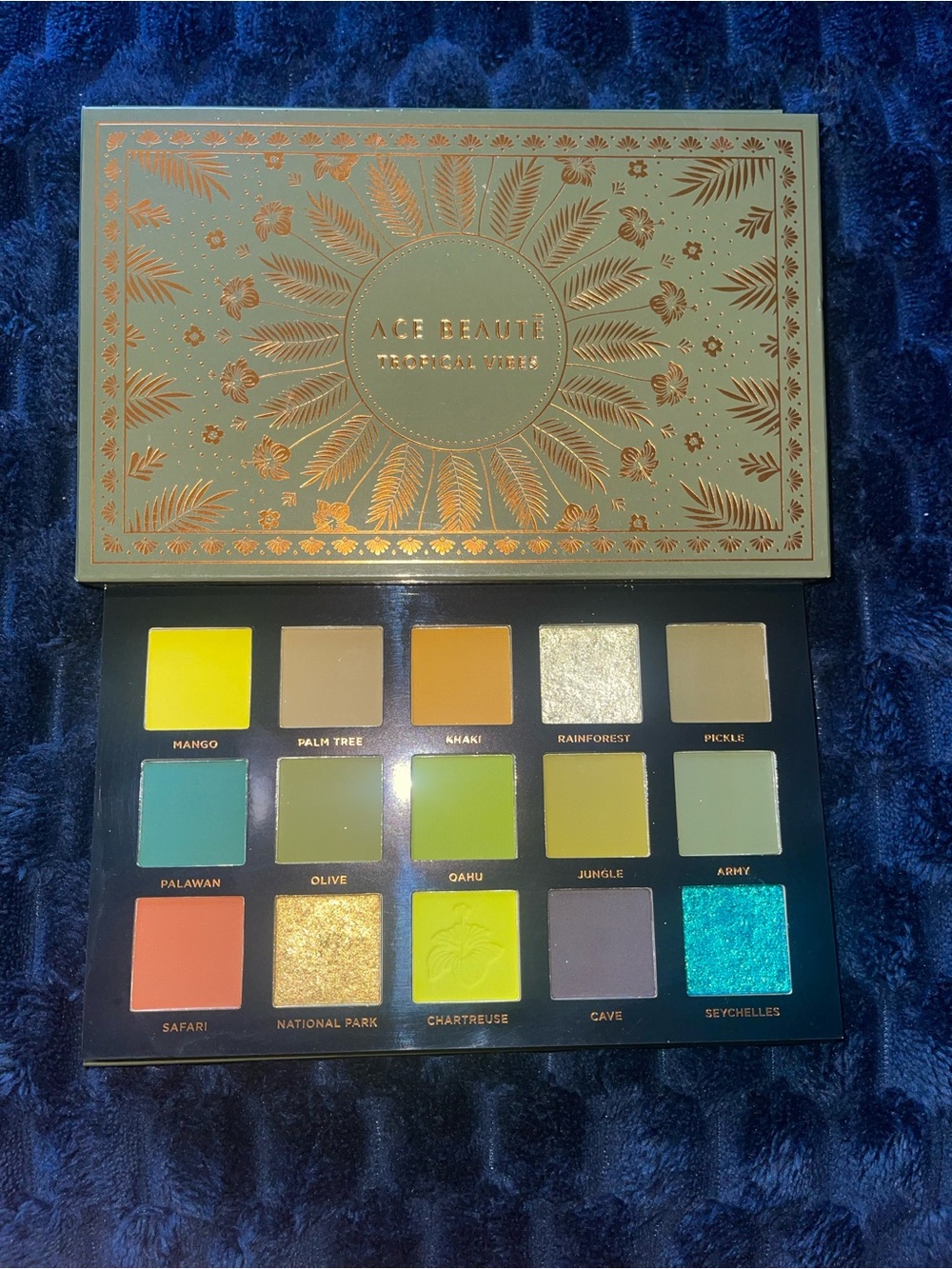 Ace Beaute Tropical vibes palette